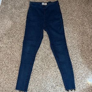 Free People skinny jeans. Size 28